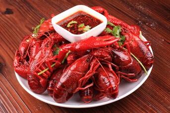 备孕期间可以吃小龙虾吗