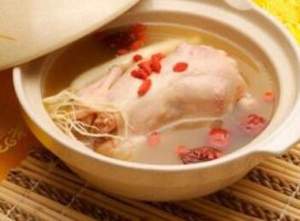 孕妇炖鸡汤如何炖的更营养