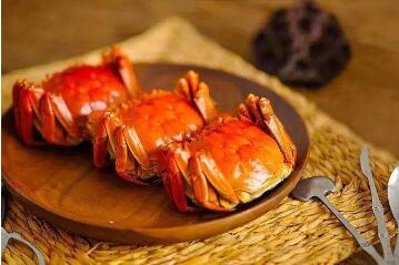 百香果可以和螃蟹一起吃吗