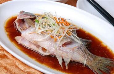 鱼身上哪些部位不能吃