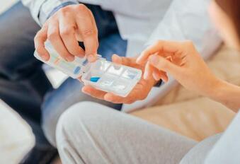 黄体酮不足如何补充