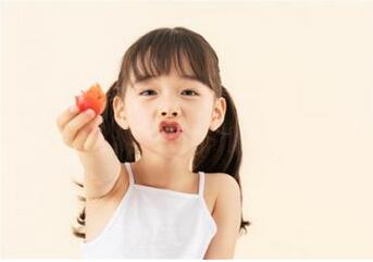 富有诗意的名字一个字