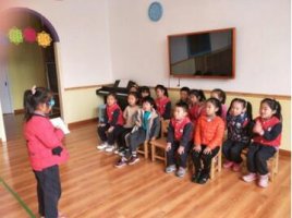 幼儿园中班未来的交通工具语言教案