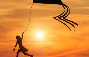 男孩用楚辞取名好听男孩名字