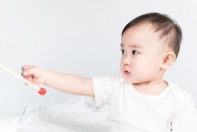 鼠年男宝宝英文名字