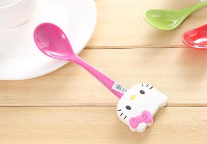 宝宝塑料餐具如何选择