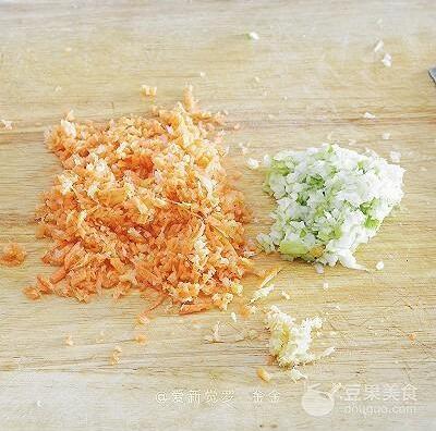 炸萝卜丸子的做法