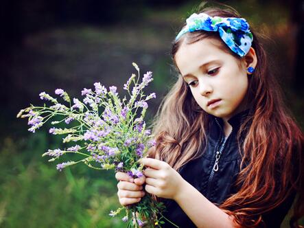 带火字旁的智慧女孩名字