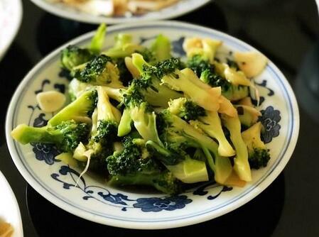 蚝油蒜蓉西兰花