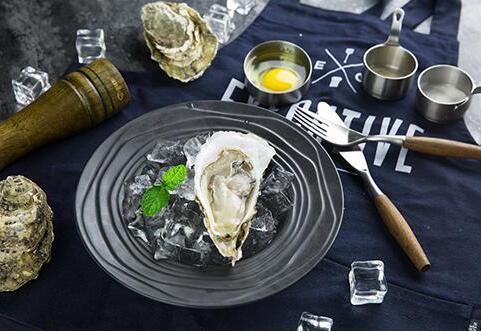 生蚝能生吃吗