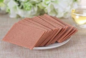 宝宝吃山楂片好不好