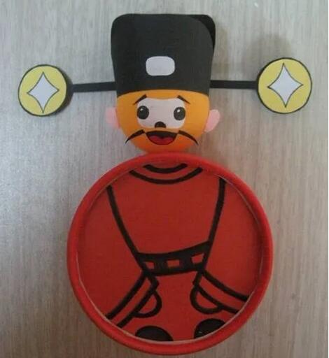 圆纸盒制作不倒翁怎么做