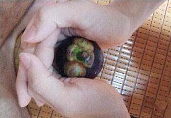 山竹怎么剥皮图解