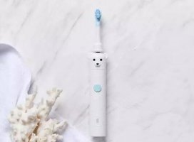 儿童电动牙刷好不好？牙医建议：慎用！