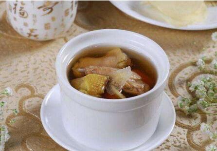 鸽子汤哺乳期可以喝吗