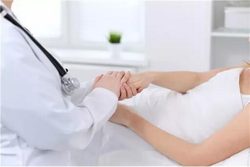 羊水破了是什么症状