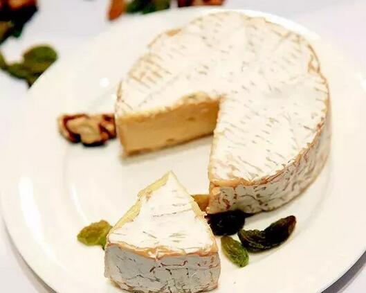 孩子咳嗽期间，这8大类食物一定不能吃