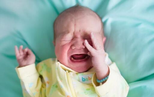 宝宝哭声中隐藏着的含义