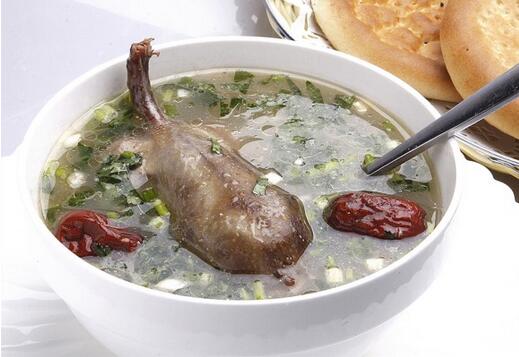 孕妇鸽子汤禁忌 准妈妈千万别盲目喝鸽子汤