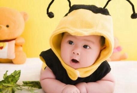 宝宝感冒流鼻涕眼屎多怎么办，如何预防宝宝感冒？