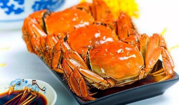 蒸河蟹用冷水还是热水