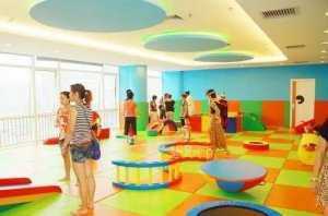 幼儿早教班到底值不值得报？如何选择早教机构