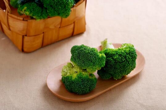 吃什么蔬菜对眼睛好 西兰花