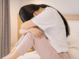 产后恶露刚干净同房会怎样