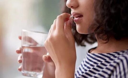 秋冬口角炎高发期，烂嘴角饮食注意事项