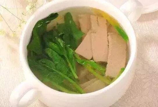 孕妇喝什么汤补血 菠菜羊肝汤