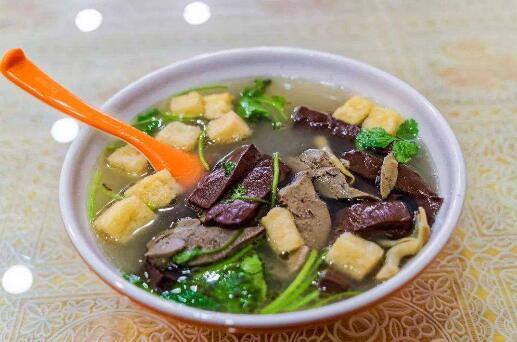 孕妇喝什么汤补血 鸭血鸡肉汤