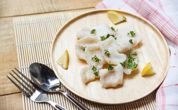 宝宝吃巴沙鱼的做法，这种鱼刺少营养好还便宜