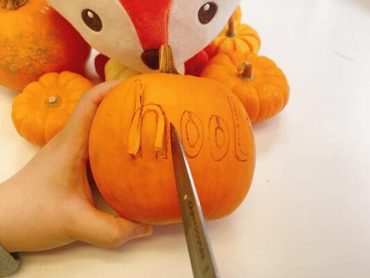 万圣节南瓜灯怎么做 制作方法图文教程