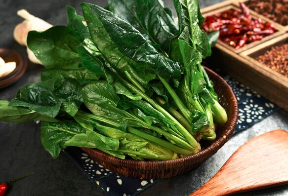 含铁高的食物有哪些 菠菜