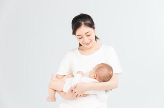 宝宝长水痘会传染给妈妈吗