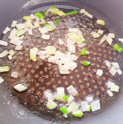 孕期怕感冒？不如来碗热汤面，轻松增强抵抗力