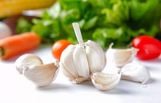 大蒜怎么保存不发芽不干瘪