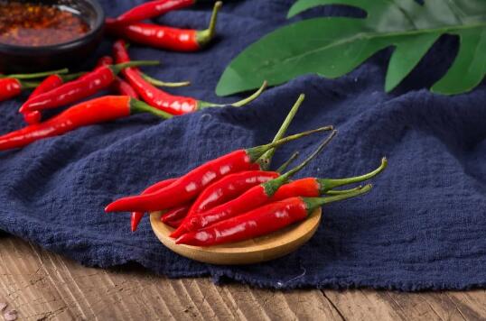 吃辣椒不是导致长痘的唯一原因