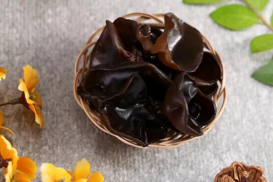 木耳 90% 以上都是水