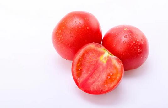 大番茄VS小番茄，哪个更营养更健康？