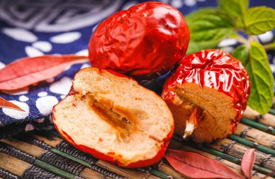 这些水果煮熟了吃会更有营养