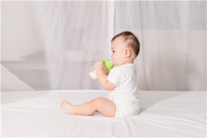 六个月宝宝会什么技能