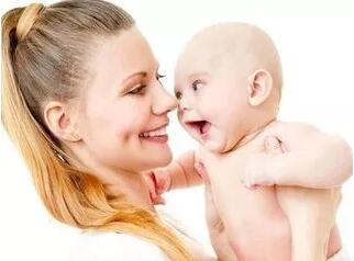 产后手腕疼、手指关节疼怎么办？可能得了妈妈手