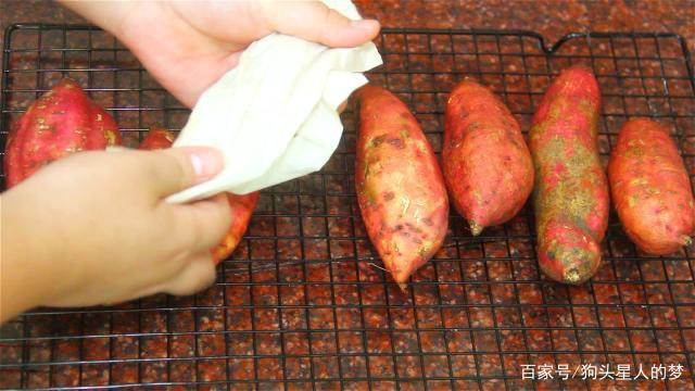 烤箱烤红薯温度和时间 烤箱怎么烤红薯