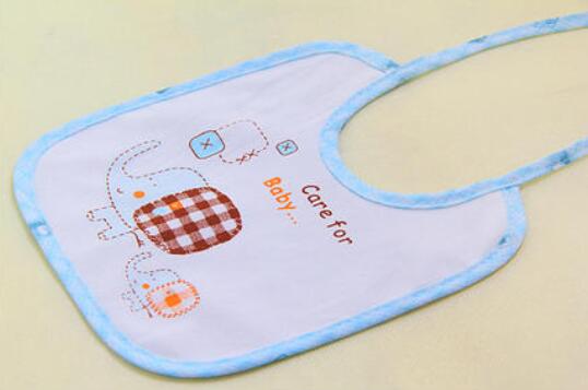 婴儿围嘴什么时候用