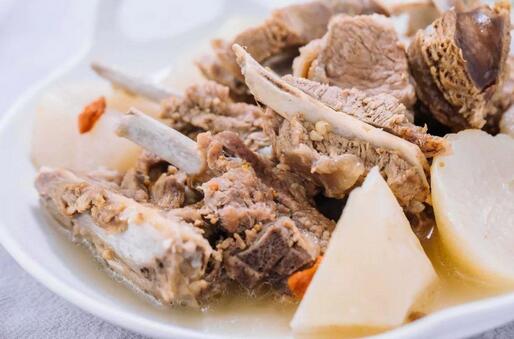 炖羊肉不能少的四种调料