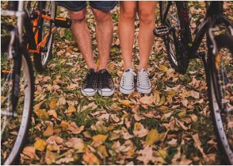 情诗书单：那首让你读出深情的诗&那个令你读懂情诗的人