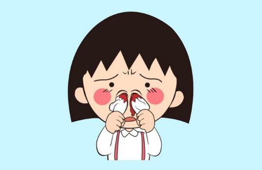 小孩流鼻血了，第一步该怎么办？