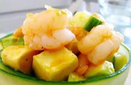 牛油果的吃法 适合宝宝吃的明星辅食