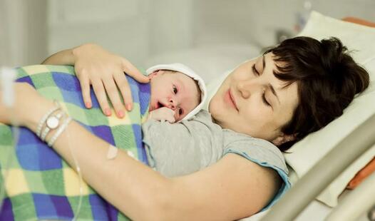 容易致新生儿窒息，注意这几个生活场景